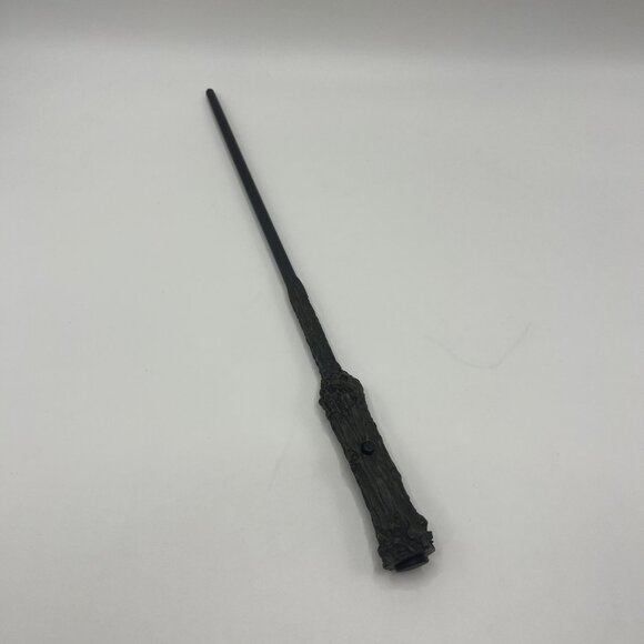 Wizarding World of Harry Potter Light Up Wand - Picture 5 of 7